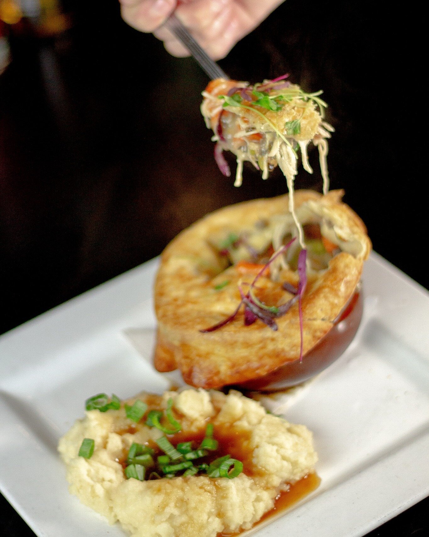 For those days you need those extra cozy vibes... our chicken pot pie is up for the challenge. 🫶